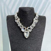 Luxury Rhinestones V Shape Choker Necklace - jackandjillsonlineshop